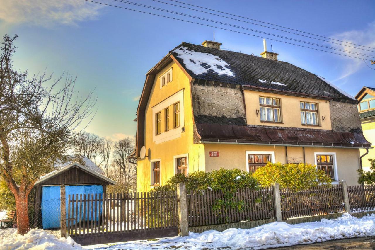 Apartmany Pod Klasterem Králíky Bagian luar foto